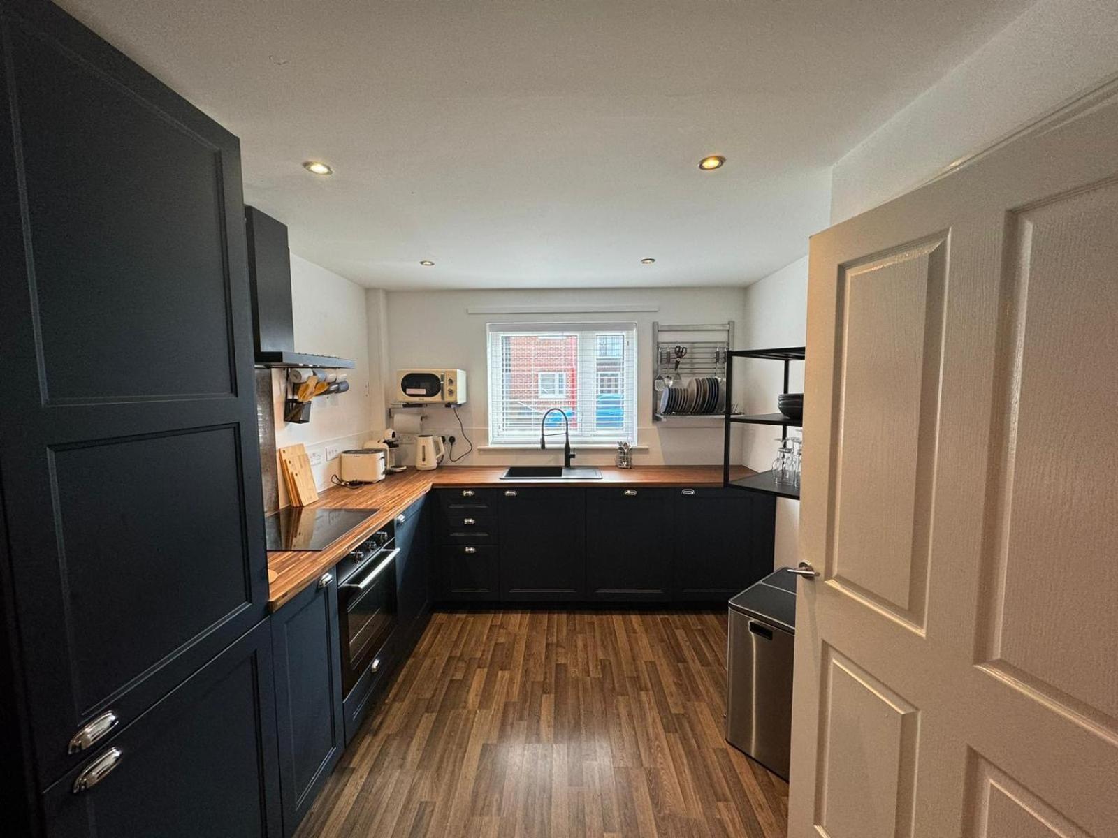 Modern Twin Room Near Ancoats & Etihad Stadium مانشستر المظهر الخارجي الصورة